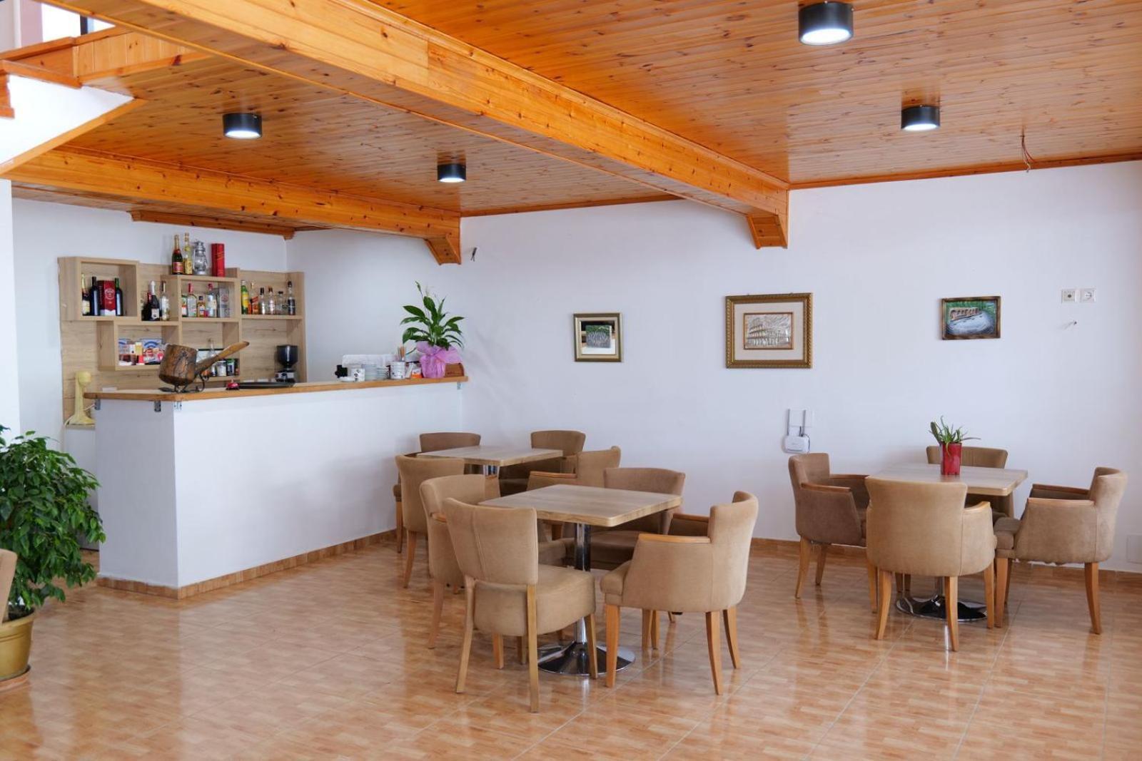 Hotel Eden סרנדה מראה חיצוני תמונה
