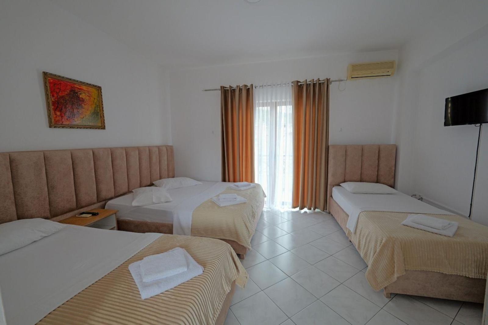 Hotel Eden סרנדה מראה חיצוני תמונה