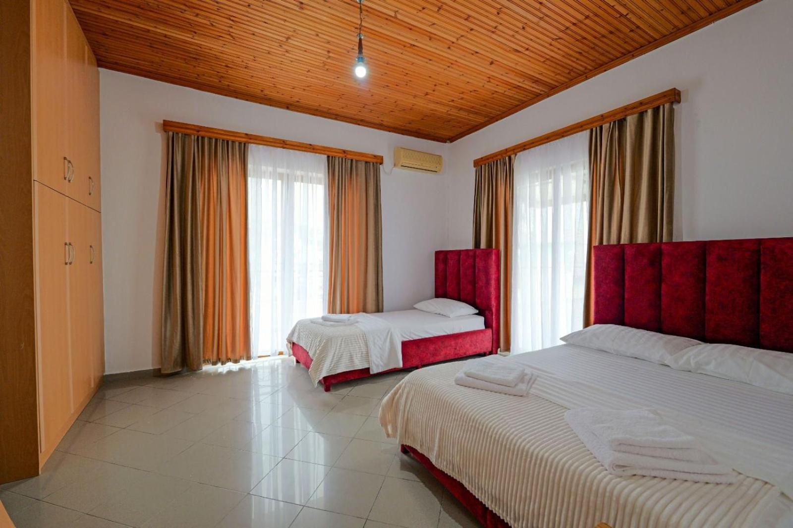 Hotel Eden סרנדה מראה חיצוני תמונה
