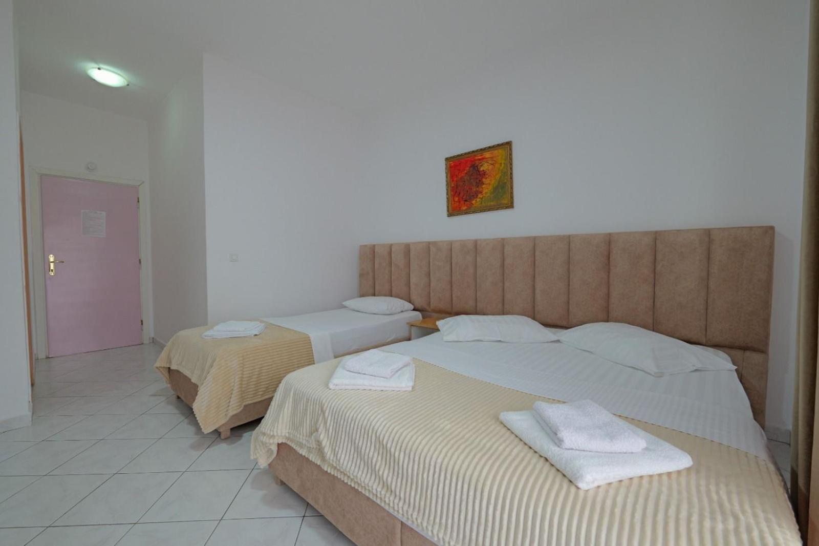 Hotel Eden סרנדה מראה חיצוני תמונה