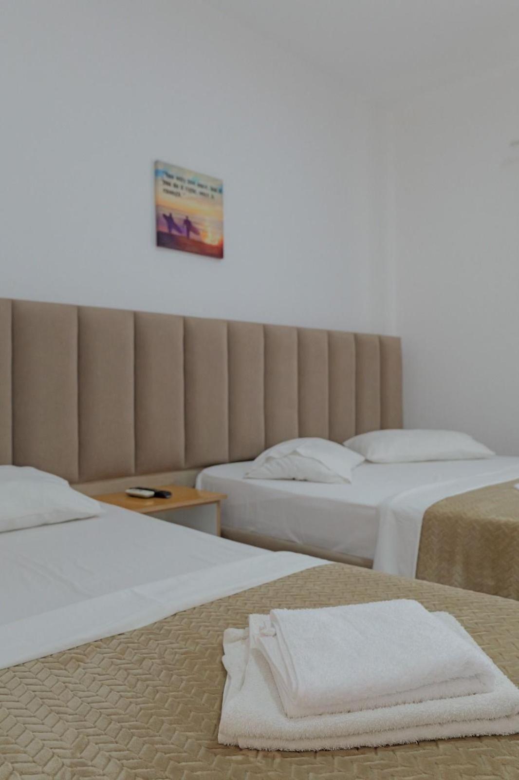 Hotel Eden סרנדה מראה חיצוני תמונה