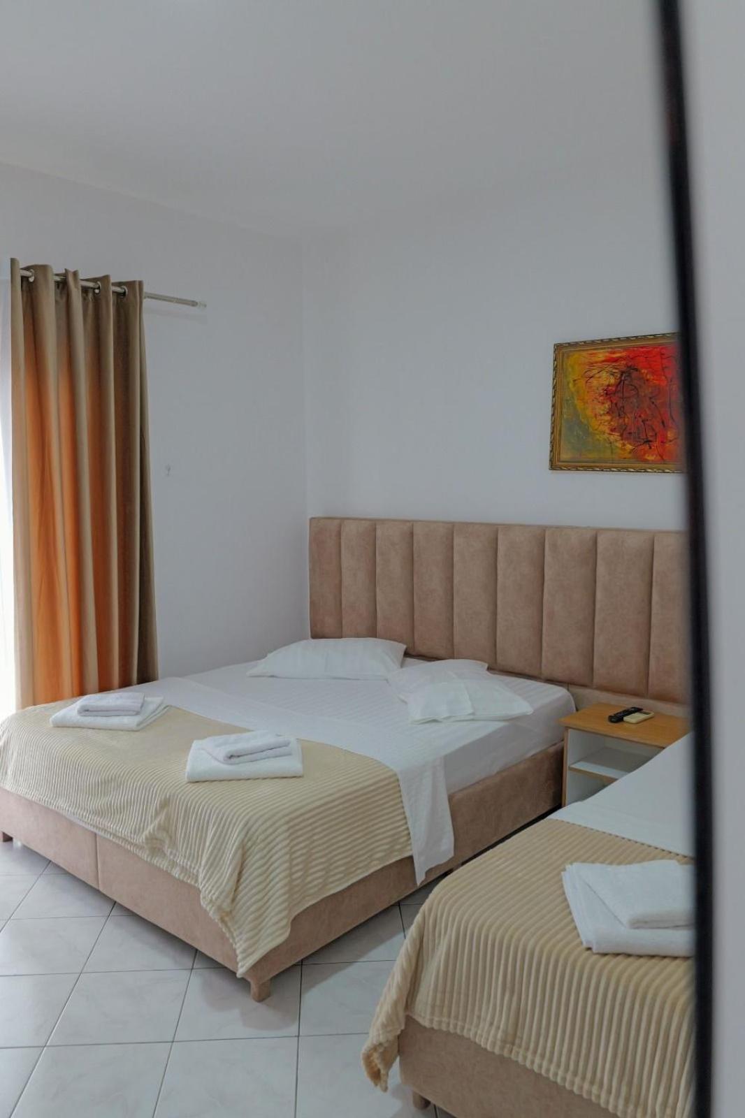 Hotel Eden סרנדה מראה חיצוני תמונה